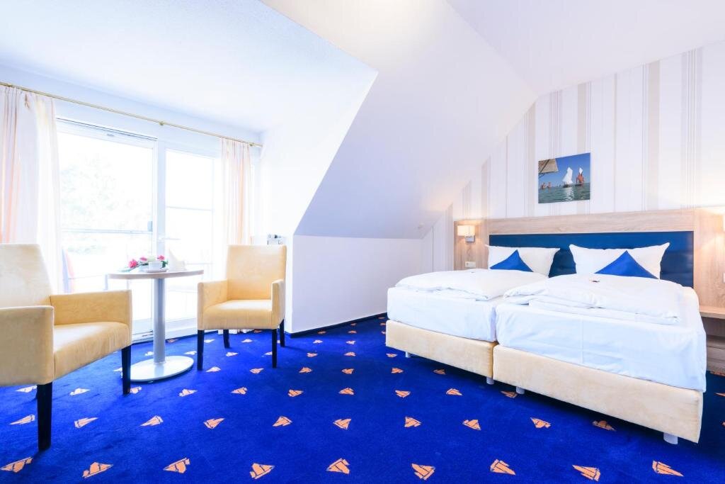 Superior Doppel Zimmer mit Balkon und mit Stadtblick Hotel Boddenhus
