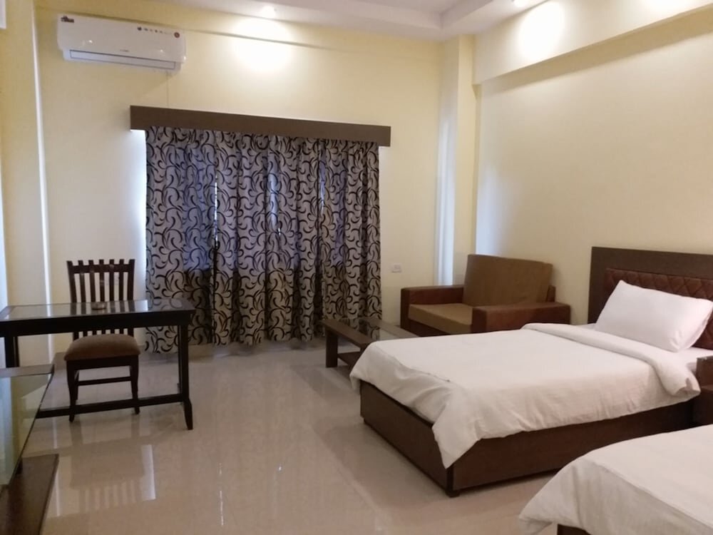 Deluxe room Hotel Sravasti Residency