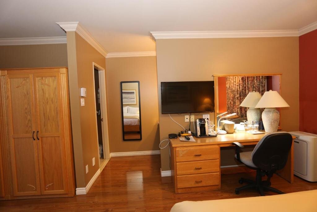Standard Doppel Zimmer mit Flussblick Motel Grand-Pré Inc