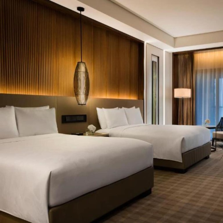 Standard Quadruple room with balcony JW Marriott Hotel Zhejiang Anji