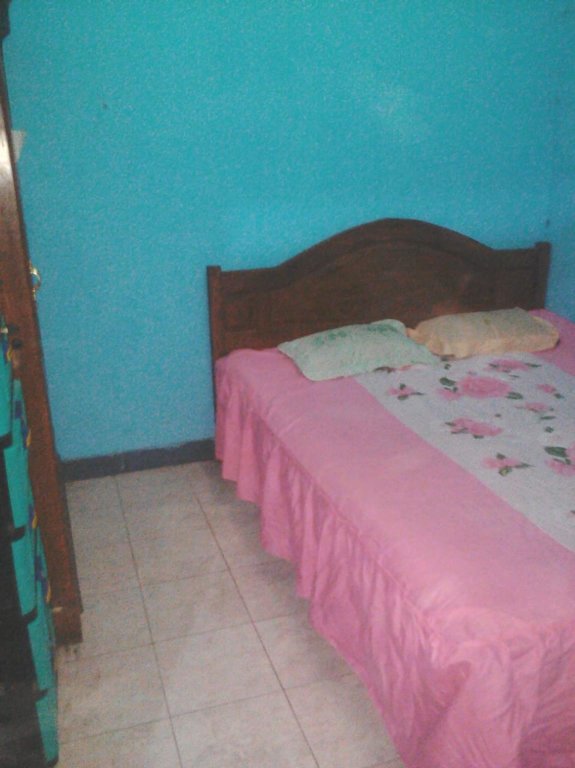 Кровать в общем номере Dibyo Homestay