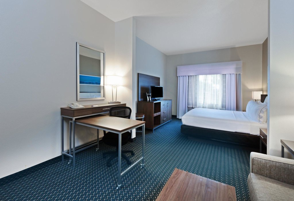 Люкс Holiday Inn Express & Suites - Pharr, an IHG Hotel
