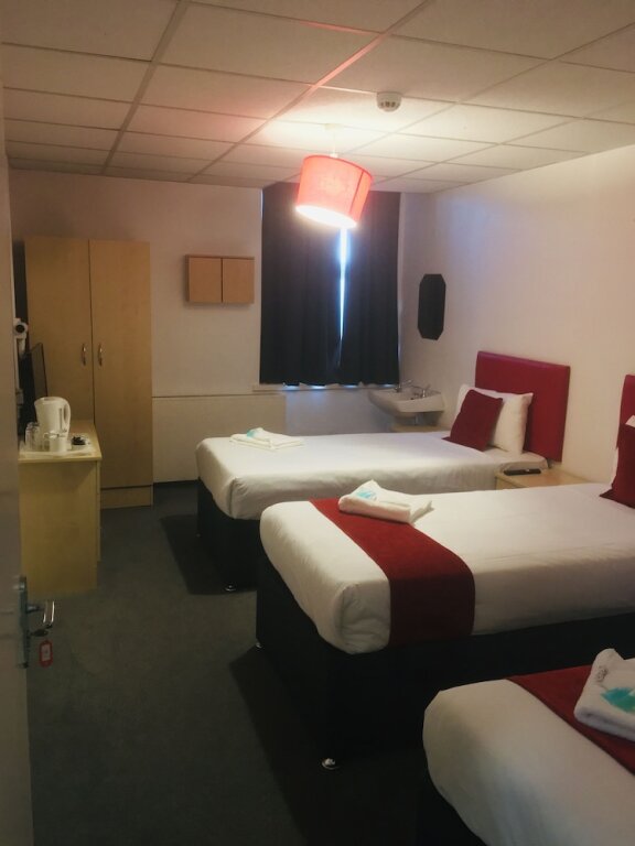 Standard Dreier Zimmer Hotel Express Newcastle Gateshead