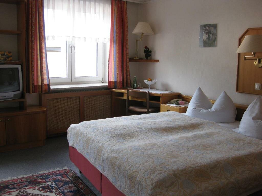 Standard Triple room Attergauhof
