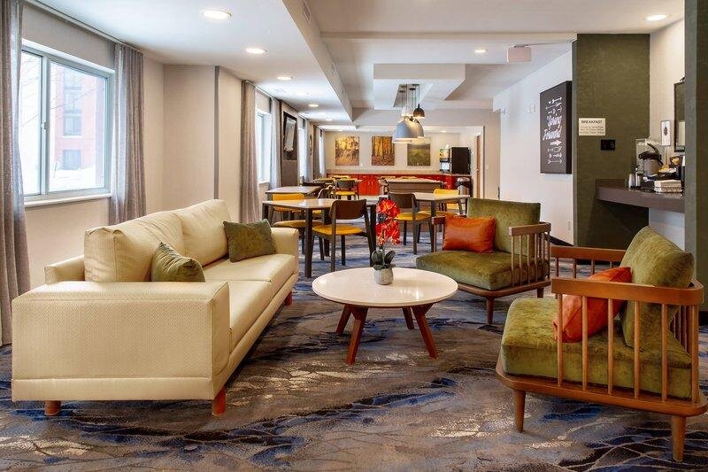 Кровать в общем номере Fairfield Inn & Suites by Marriott Minneapolis Eden Prairie