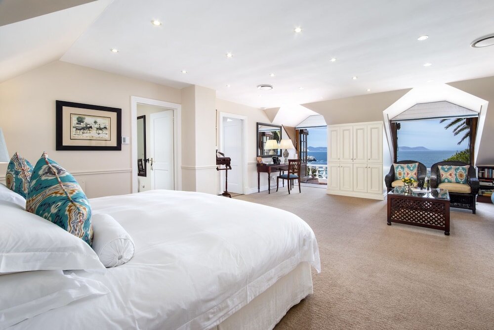 Suite with balcony La Fontaine Guest House Hermanus