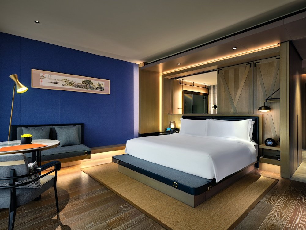 Habitación doble club Estándar con balcón InterContinental Shanghai Wonderland, an IHG Hotel