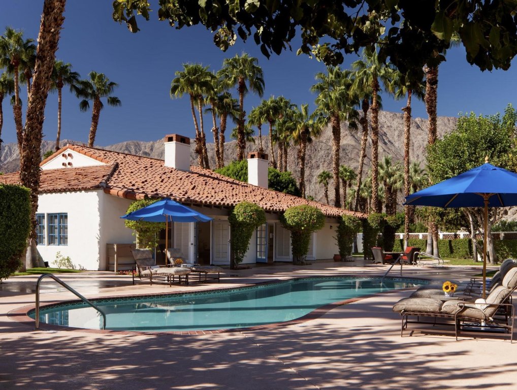 Habitación cuádruple Estándar con vista a la piscina La Quinta Resort & Club, Curio Collection by Hilton