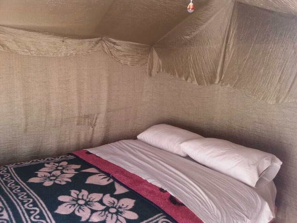 Standard room Merzouga Desert camp