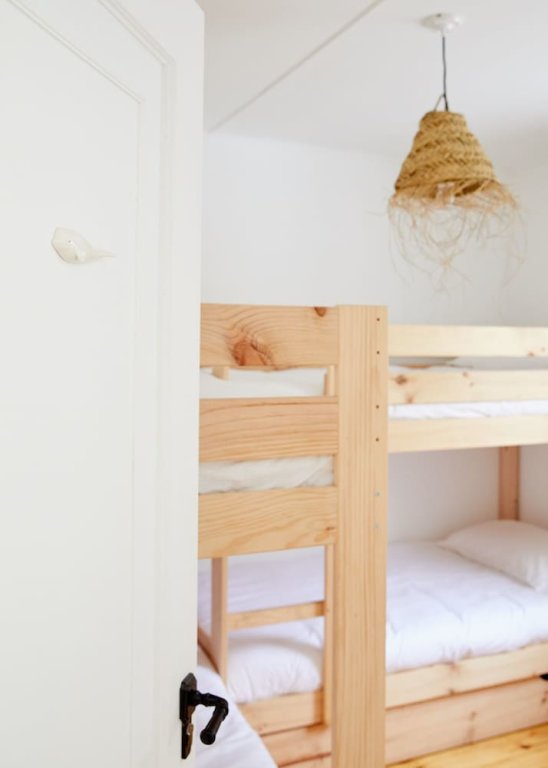 Bed in Dorm beachfront Caión Surf House - Hostel
