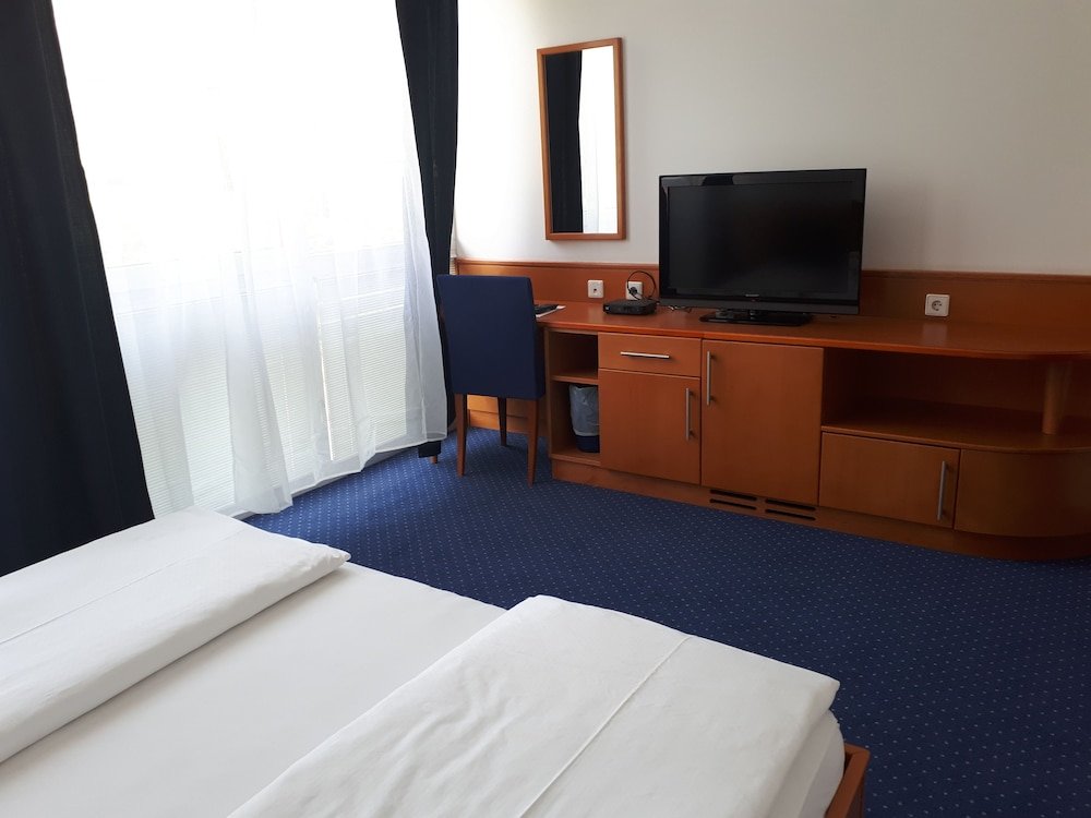 Двухместный номер Comfort Maribor INN Hotel