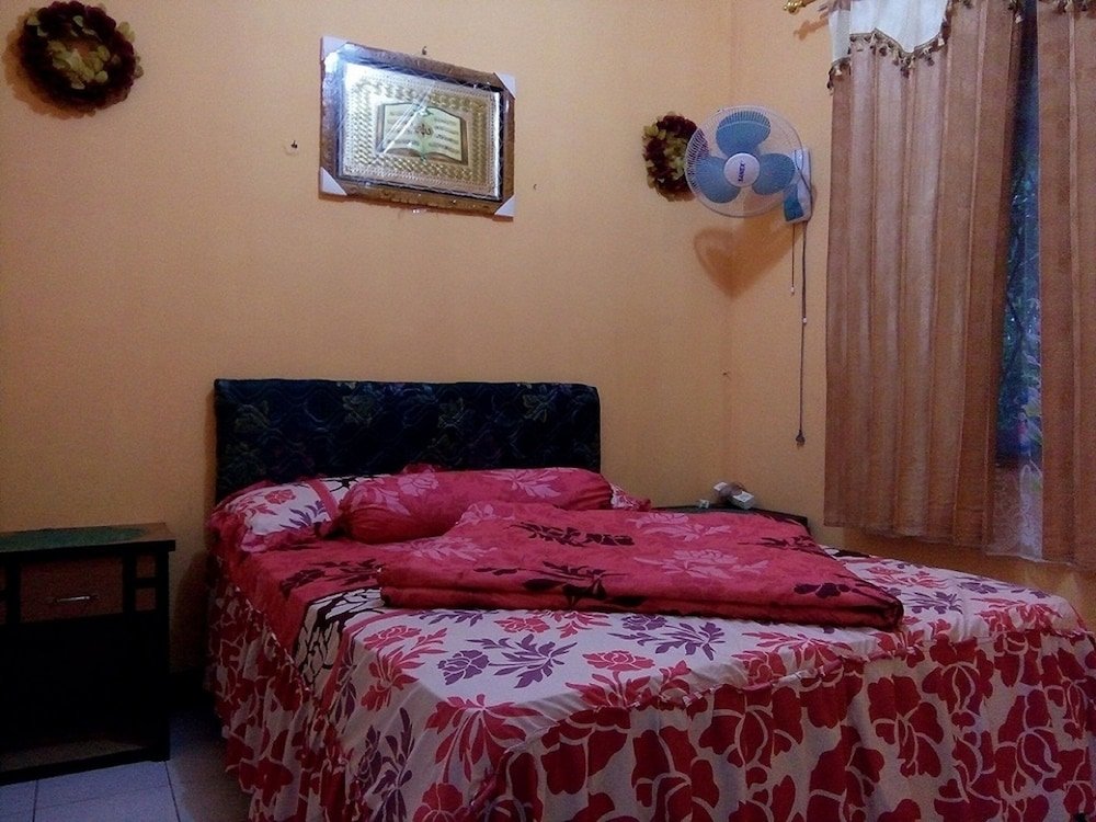 3 Bedrooms Villa Villa Kota Bunga Melati