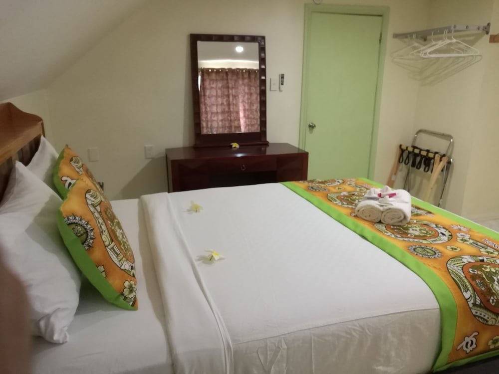 Standard double chambre avec balcon Malau Lodge
