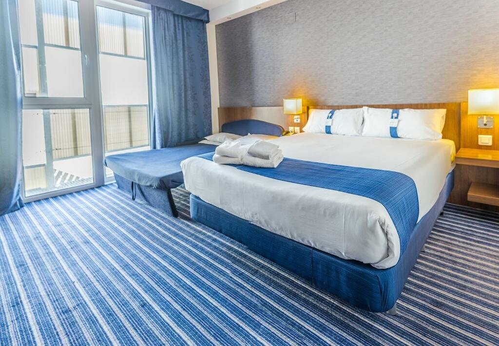 Standard Dreier Zimmer Holiday Inn Express Madrid Leganes, an IHG Hotel