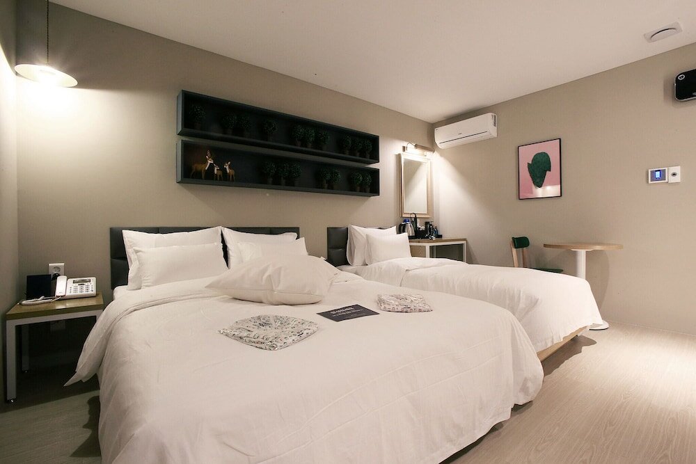 Standard Doppel Zimmer Gwangmyeong Cheolsan Blanc