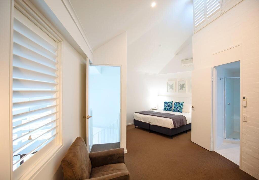 Апартаменты Standard с 3 комнатами Ocean Breeze Resort