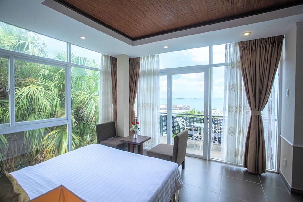 Двухместный номер Deluxe с балконом и с видом на море Seaside Resort Vung Tau
