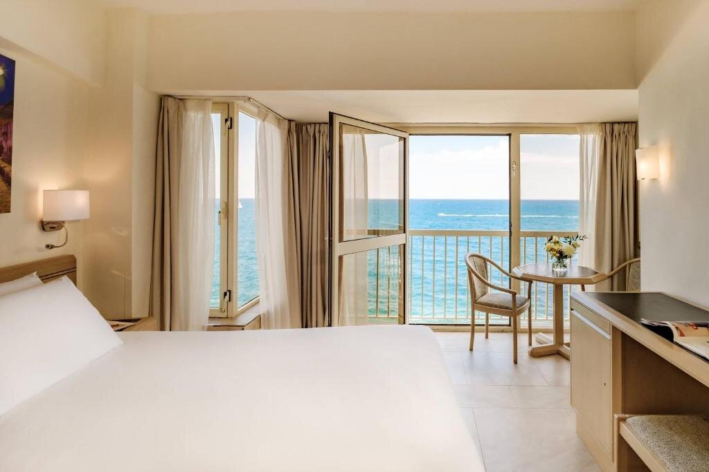 Двухместный номер Standard с видом на море The Diplomat Hotel