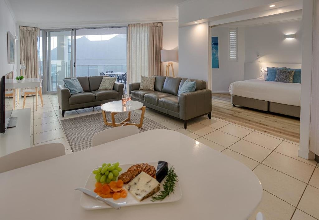 Апартаменты c 1 комнатой с частичным видом на океан On The Beach Noosa Resort