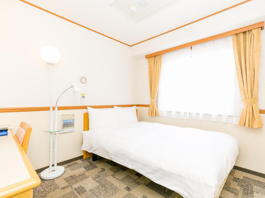 Двухместный номер Economy Toyoko Inn Hokkaido Sapporo Susukino Kosaten