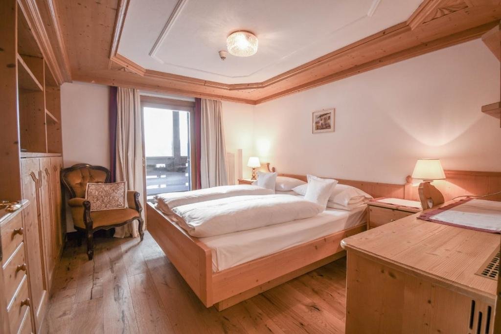 Komfort Doppel Zimmer mit Balkon Hotel Tyrol