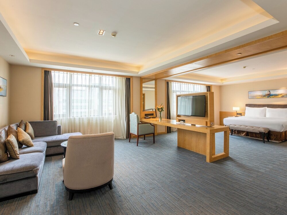 Executive Suite Xiamen Huli Yiho Hotel