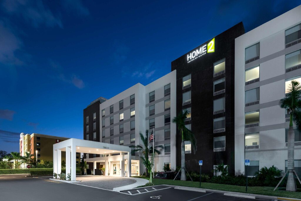 Люкс Home2 Suites By Hilton Ft. Lauderdale Airport-Cruise Port
