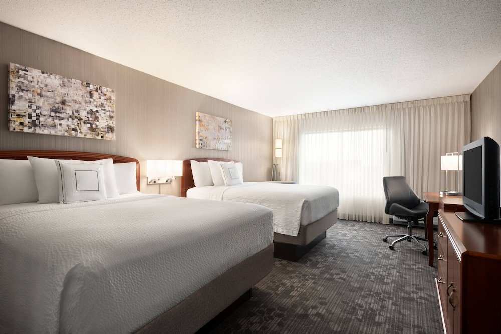 Standard quadruple chambre Courtyard by Marriott Chicago Bloomingdale
