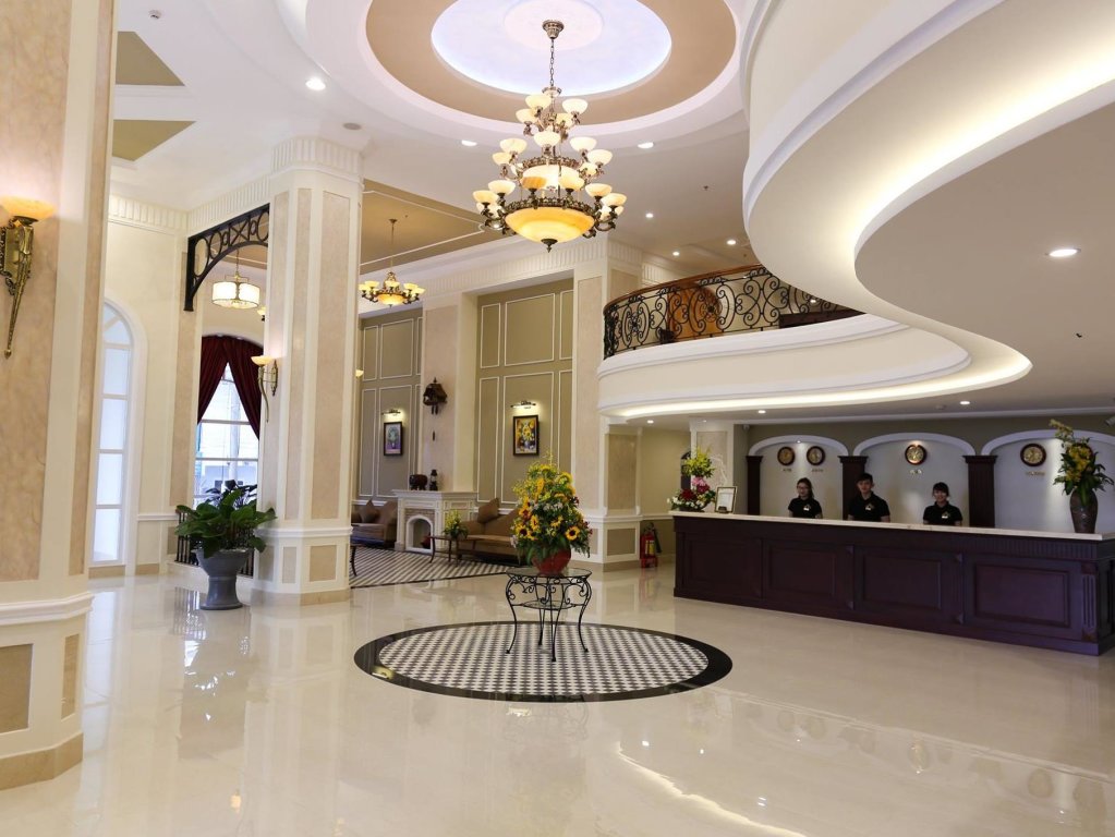 Superior room Iris Dalat Hotel