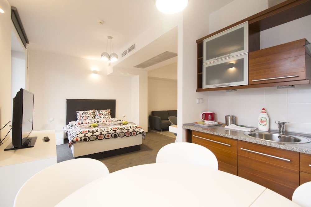 Suite Business LUCKY APARTMENTS - Wita Stwosza 15 Old Town
