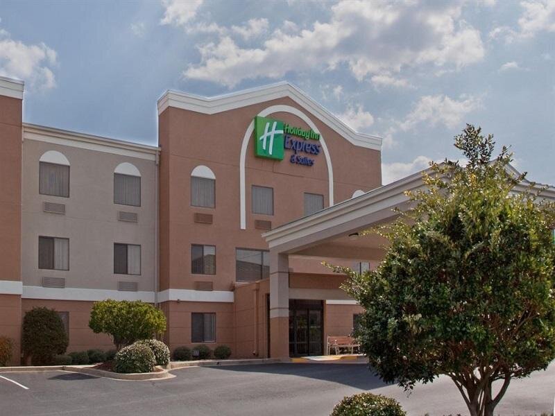 Двухместный люкс Holiday Inn Express & Suites I-85 Greenville Airport, an IHG Hotel