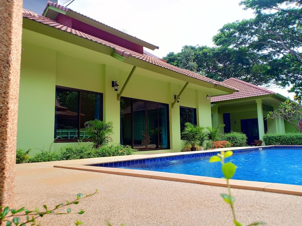 Семейное бунгало с 2 комнатами The Villa Vanali Chiang Mai