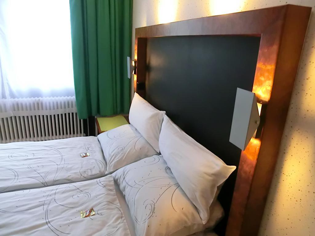 Hotel Durmersheim *** Дурмерсхайм