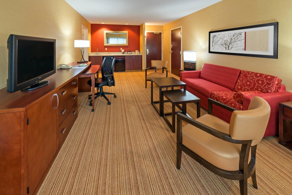 Двухместный люкс Executive c 1 комнатой Courtyard Denver Southwest/Lakewood