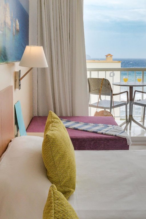 Двухместный номер Premium Hotel Coral Beach by LLUM