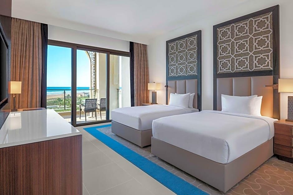 Четырёхместный номер Deluxe с видом на океан Hilton Tangier Al Houara Resort & Spa