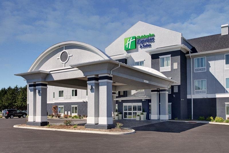 Andere Holiday Inn Express Hotel & Suites NORTH FREMONT, an IHG Hotel