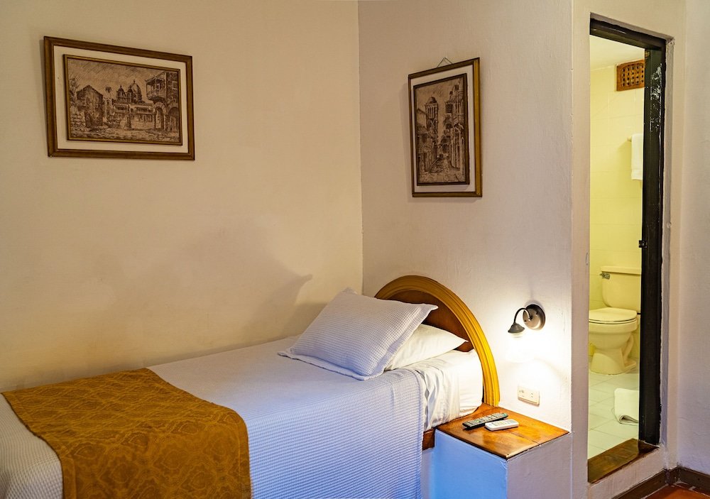 Трёхместный номер Standard Centro Hotel Cartagena by DOT Tradition