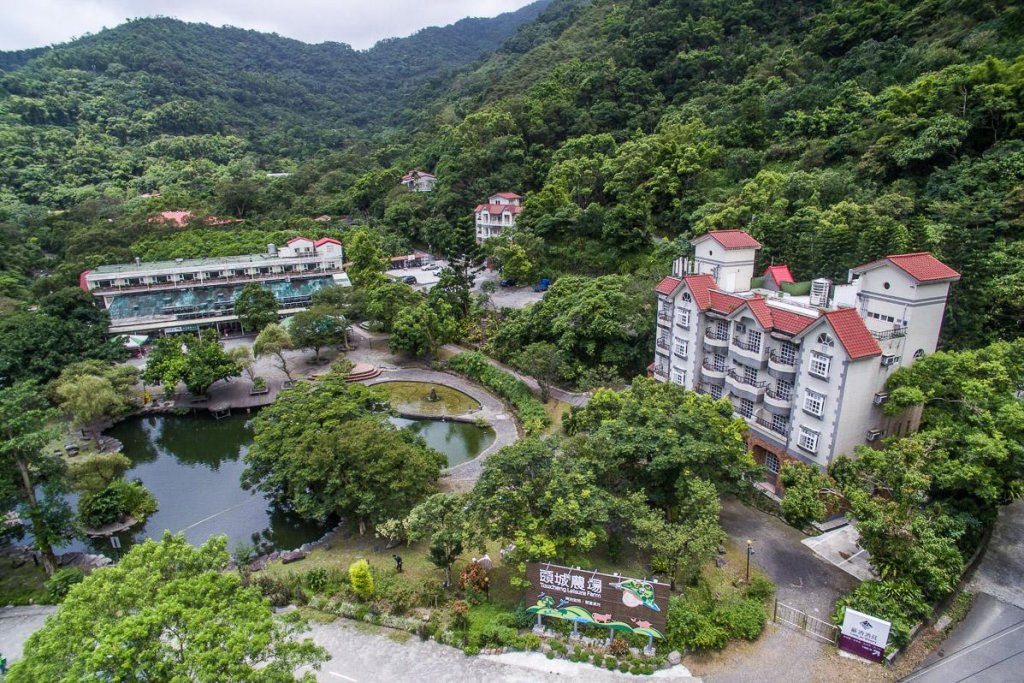 Полулюкс Tou-Cheng Leisure Farm Hotel