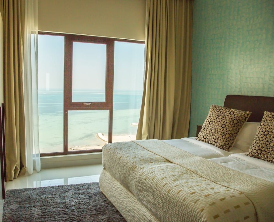 Номер Royal Пентхаус с 4 комнатами с видом на море Lagoona Beach Luxury Resort and Spa