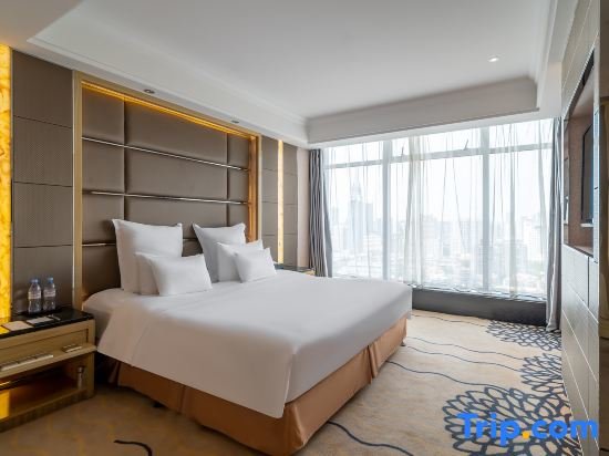 2 Bedrooms Suite with view Suning Universal Hotel ALL-SUITES