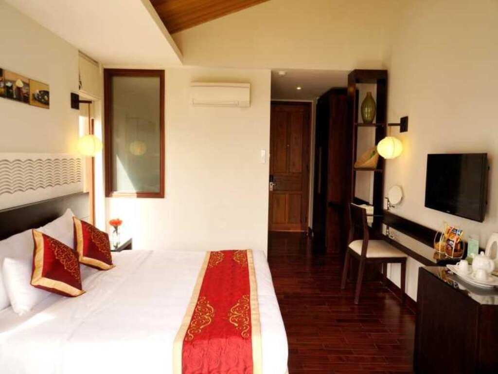 Двухместный номер Deluxe с балконом Emerald Hoi An Riverside Resort