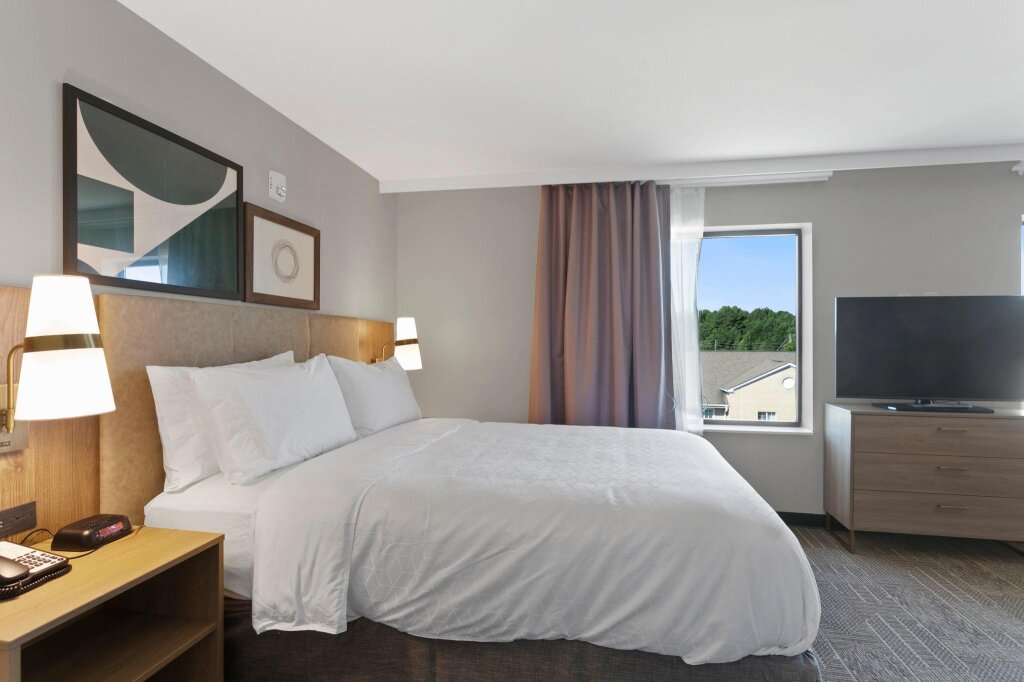 Двухместный люкс c 1 комнатой Staybridge Suites - Atlanta NE - Duluth, an IHG Hotel