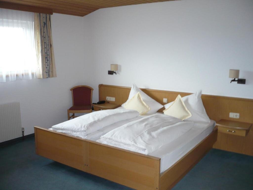 Standard Doppel Zimmer Hotel Garni Noval