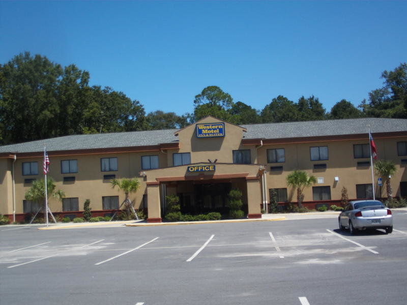 Suite Standard Western Motel Inn and Suites Hazlehurst