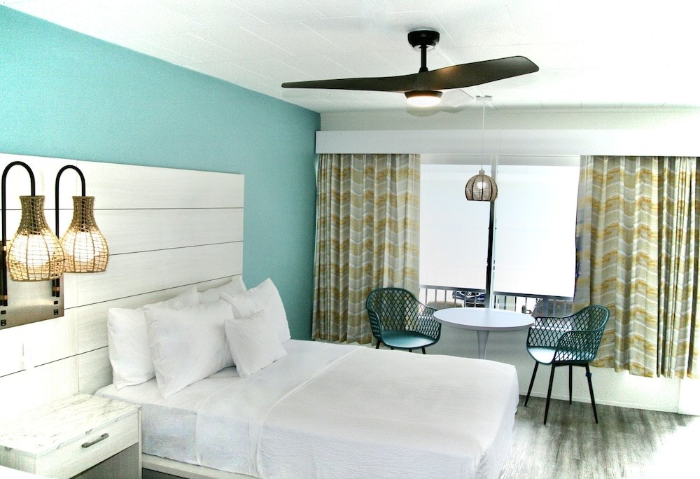 Номер Standard Hotel Cabana Oceanfront/Boardwalk
