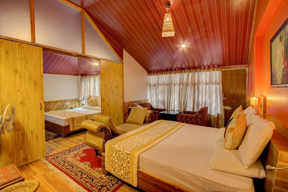 Royal Suite Hotel Natraj Pure Veg