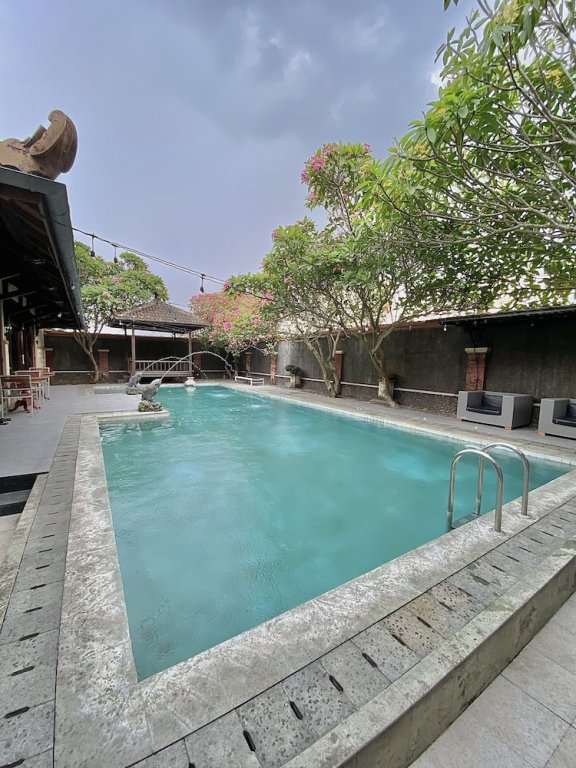 Camera familiare Standard 2 camere con vista sulla piscina Chrome Hotel & Resort Solo