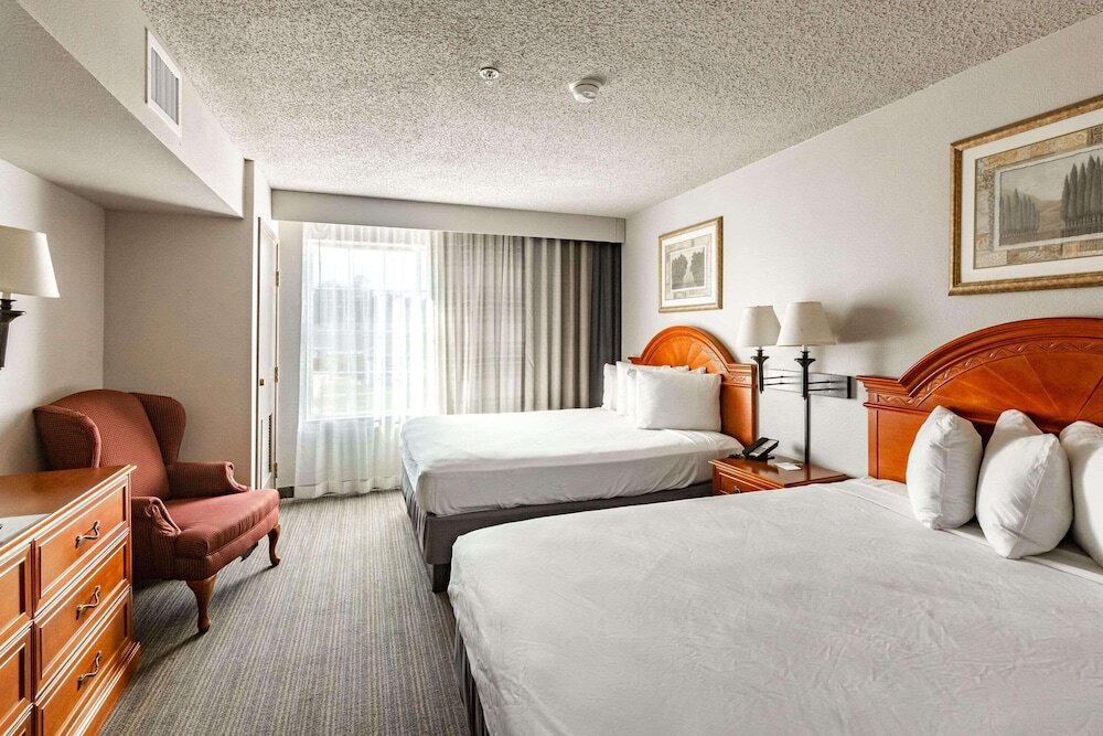 Suite 1 dormitorio Country Inn & Suites by Radisson, El Dorado, AR
