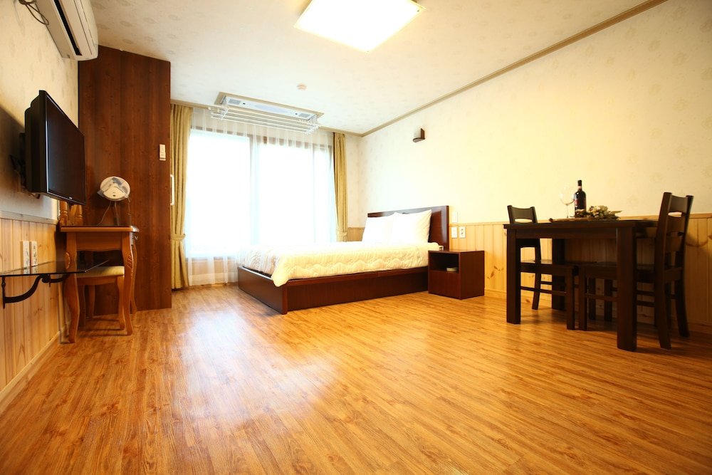 Standard room Jungmun Haesung Parktel